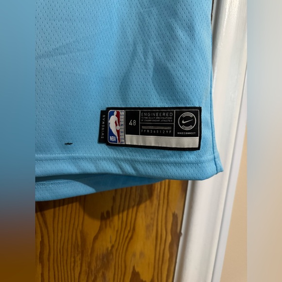 NBA Miami Vice 2019-20 City Edition Swingman Jersey - Wade - Picture 3 of 4